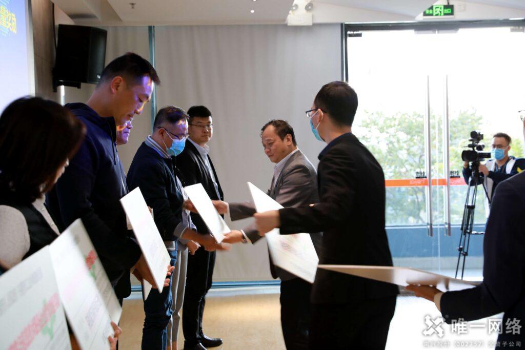 東莞市政府與工信局近3000萬重獎軟信企業 唯一網絡獲獎勵